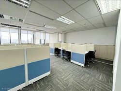 Shaw Centre (D9), Office #622561541